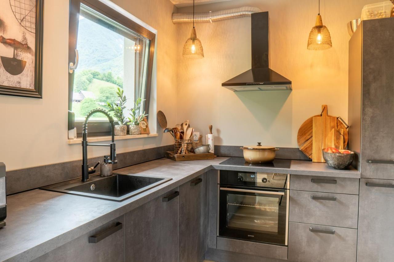Hisa Lojz Apartment Zaga Luaran gambar